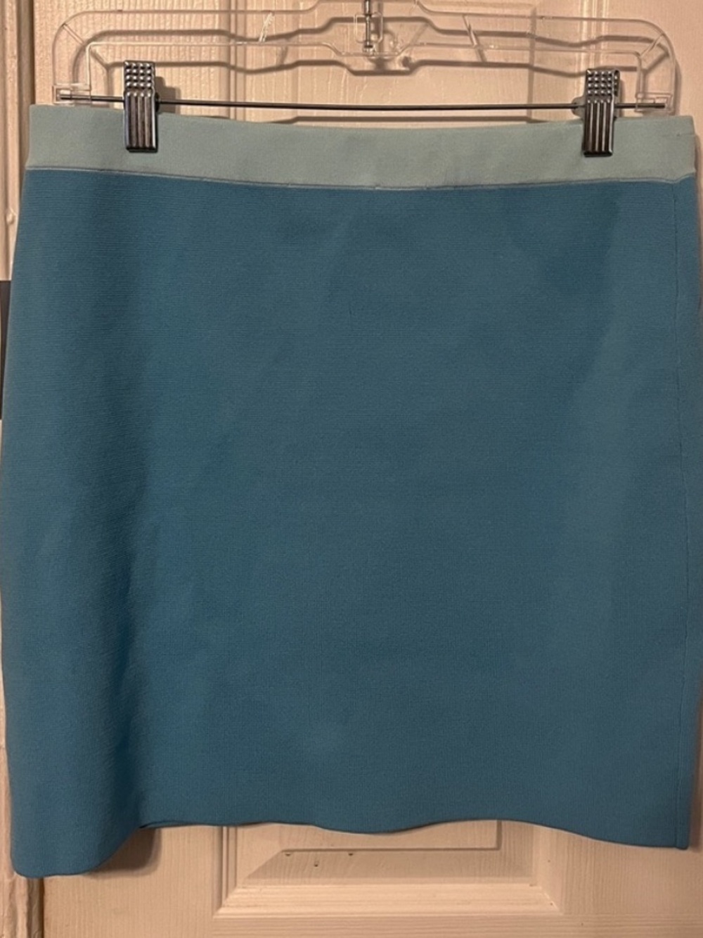 NWT House of Harlow 1960 Stretch Two Tone Mini Skirt